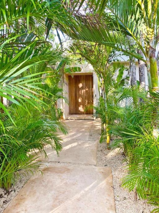 Casa Areca, Awarded Architectural Villa Located In A Secured Gated Community, With Concierge Services Tulum Exterior photo